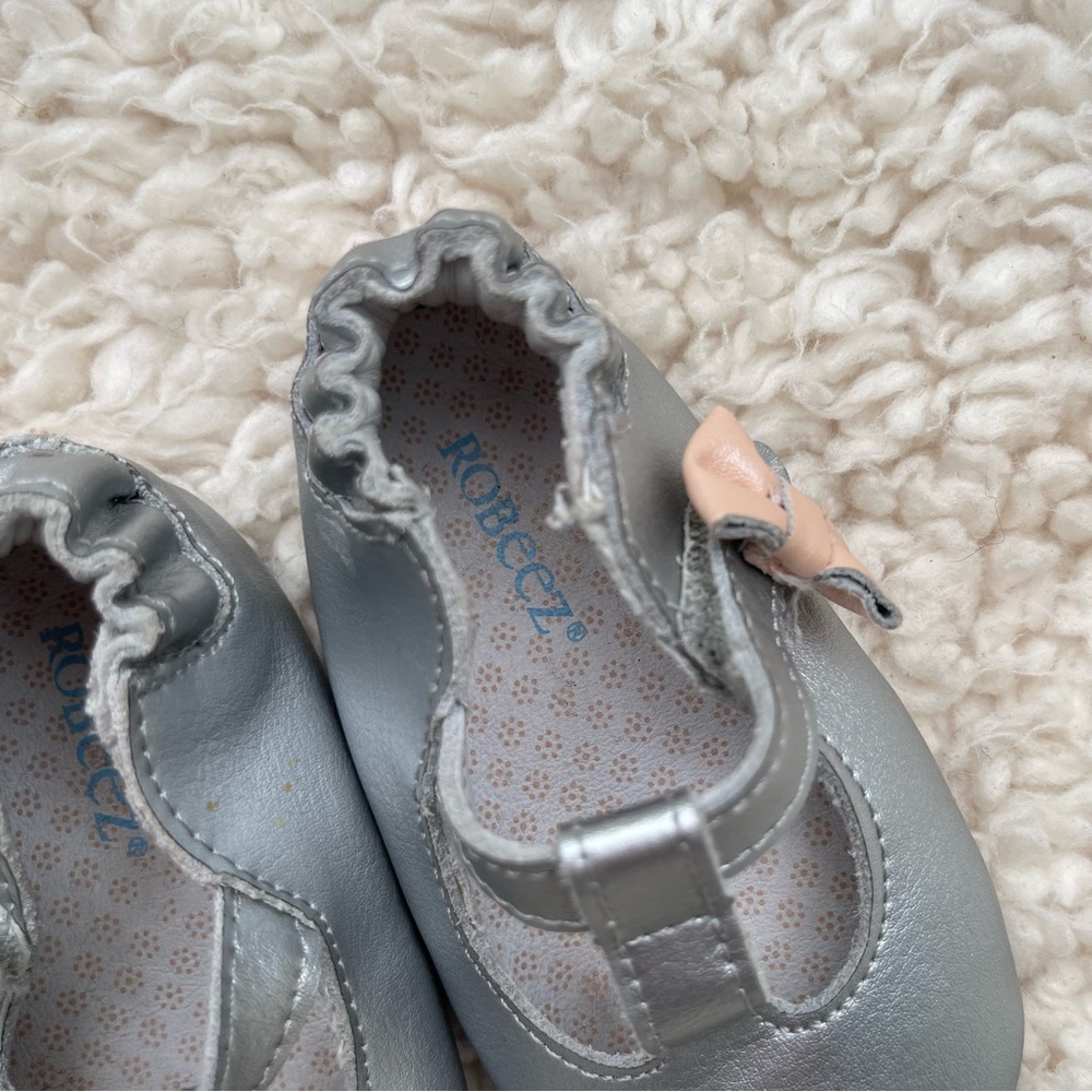 Robeez Leather Shoes - Picture 5 of 6